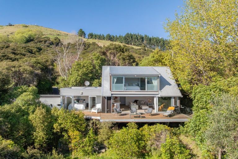 Photo of property in 44 Onuku Road, Akaroa, 7520