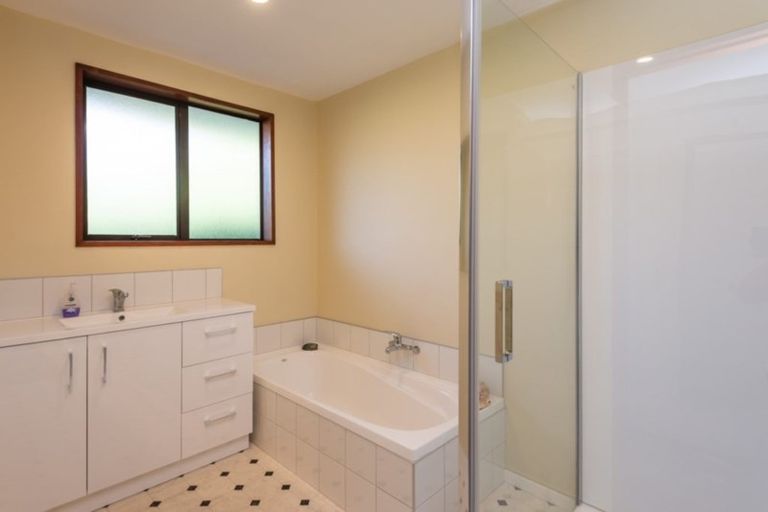 Photo of property in 47b Inwoods Road, Parklands, Christchurch, 8083