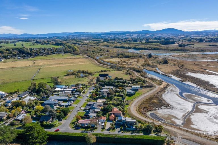 Photo of property in 88 Queens Avenue, Waikuku Beach, 7402