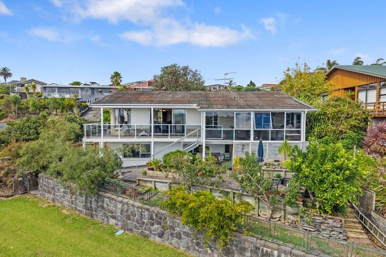 Photo of property in 30 Evelyn Road, Cockle Bay, Auckland, 2014