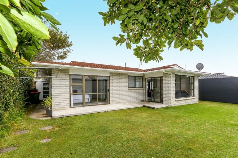 Photo of property in 4/13 Norman Street, Lower Vogeltown, New Plymouth, 4310