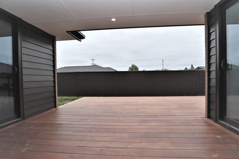 Photo of property in 5 North Foreland Street, Waihola, Milton, 9073