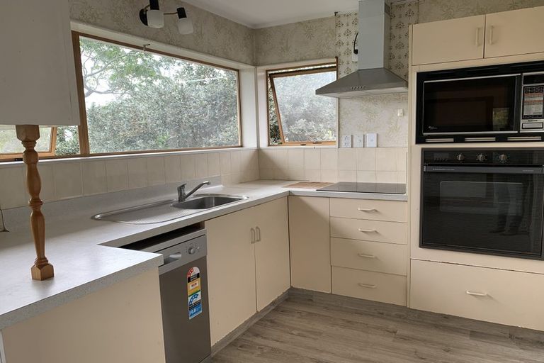 Photo of property in 1/164 Fisher Parade, Farm Cove, Auckland, 2012