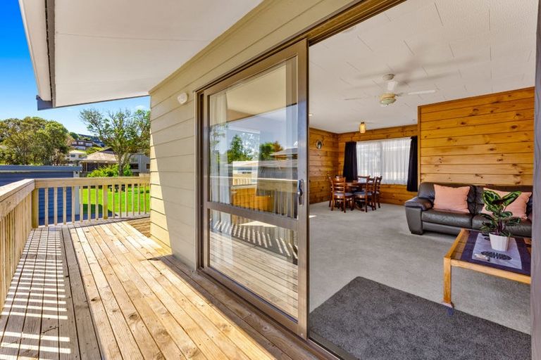 Photo of property in 124 Brightside Road, Stanmore Bay, Whangaparaoa, 0932
