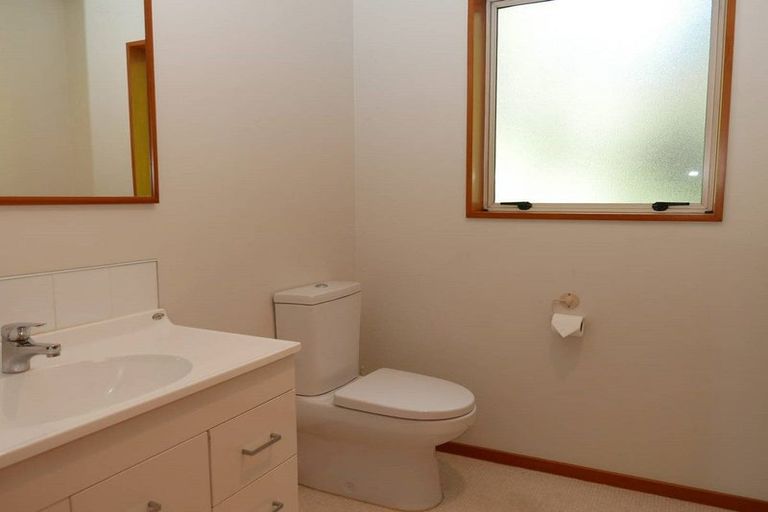 Photo of property in 1/96 Withells Road, Avonhead, Christchurch, 8042