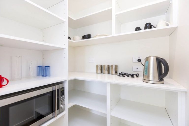 Photo of property in 2 Hopkirk Avenue, Wallaceville, Upper Hutt, 5018