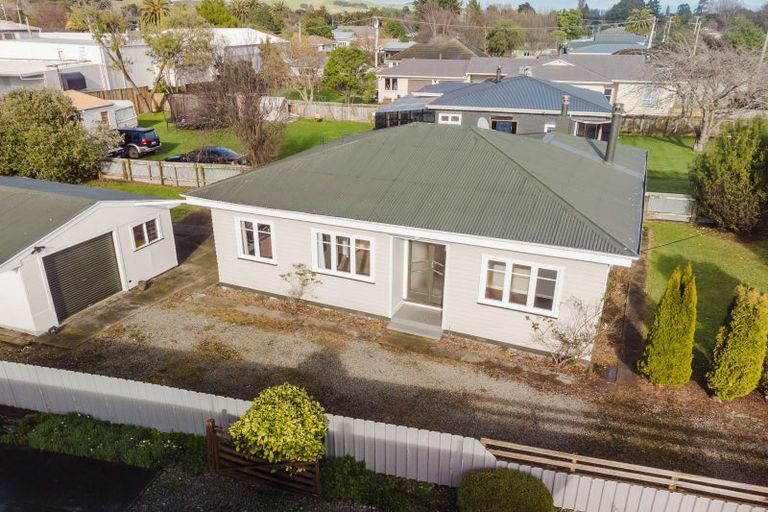 Photo of property in 15 Arthur Street, Pahiatua, 4910