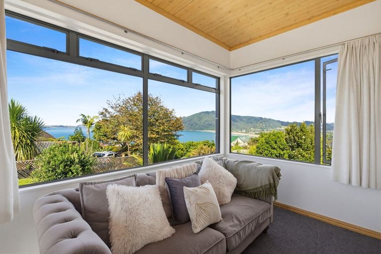 Photo of property in 221 Paku Drive, Tairua, 3508
