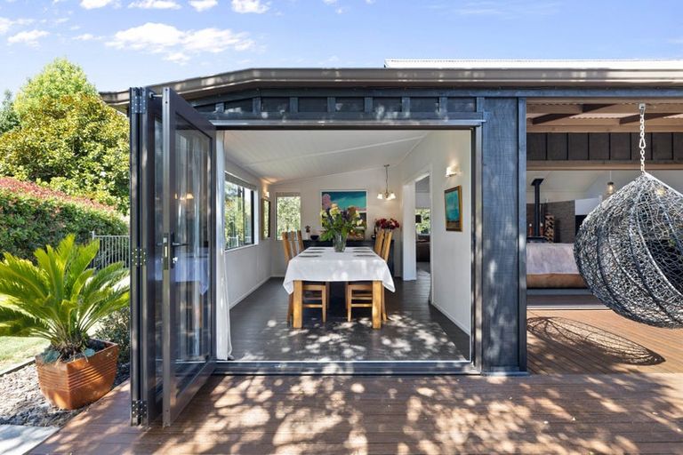 Photo of property in 29 Glen Mohr, Acacia Bay, Taupo, 3385