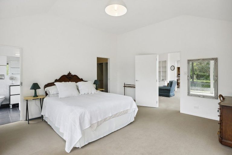 Photo of property in 122 Cannington Road, Maori Hill, Dunedin, 9010