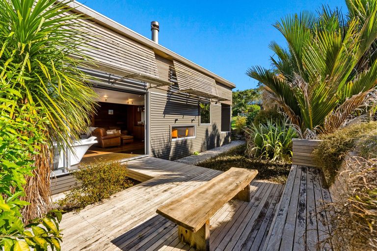 Photo of property in 134 Phillips Road, Kaiwaka, 0573