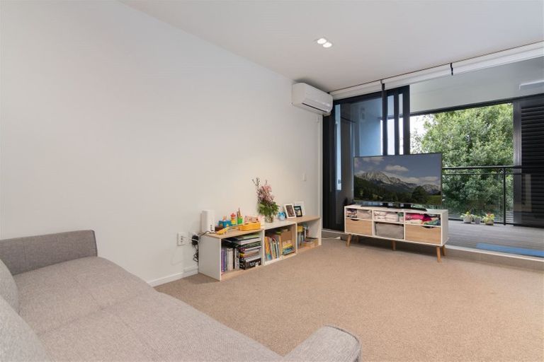 Photo of property in 2-06/424 Maunganui Road, Mount Maunganui, 3116