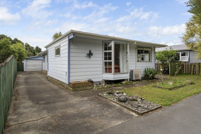 Photo of property in 218 Main Road South, Raumati South, Paraparaumu, 5032