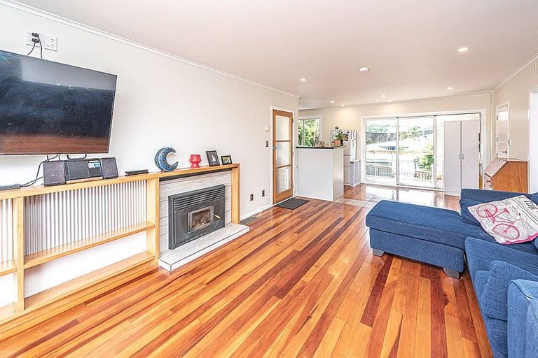 Photo of property in 67 Anzac Parade, Durie Hill, Whanganui, 4500