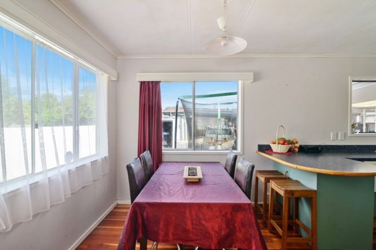 Photo of property in 23 Barron Crescent, Fenton Park, Rotorua, 3010