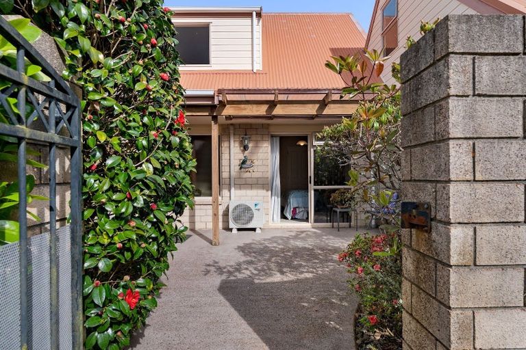 Photo of property in 7b Hampstead Court, Pyes Pa, Tauranga, 3112