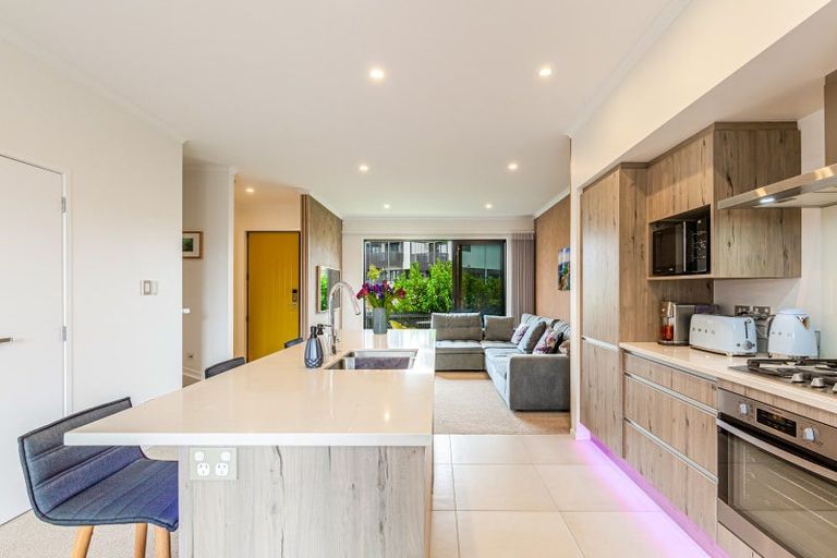 Photo of property in 28 Nugget Avenue, Hobsonville, Auckland, 0616