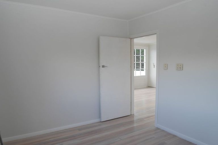 Photo of property in 5 Allen Road, Raumati Beach, Paraparaumu, 5032