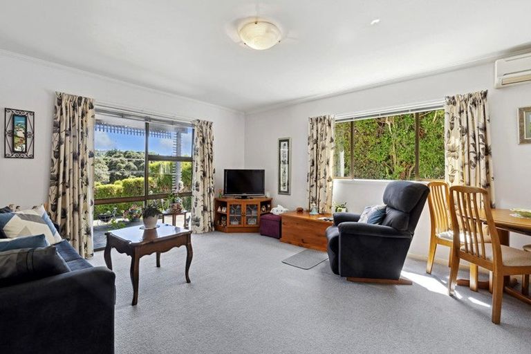 Photo of property in 26 Glencoe Road, Browns Bay, Auckland, 0630