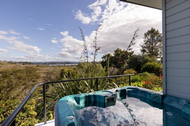 Photo of property in 58 Hall Road, Matua, Tauranga, 3110
