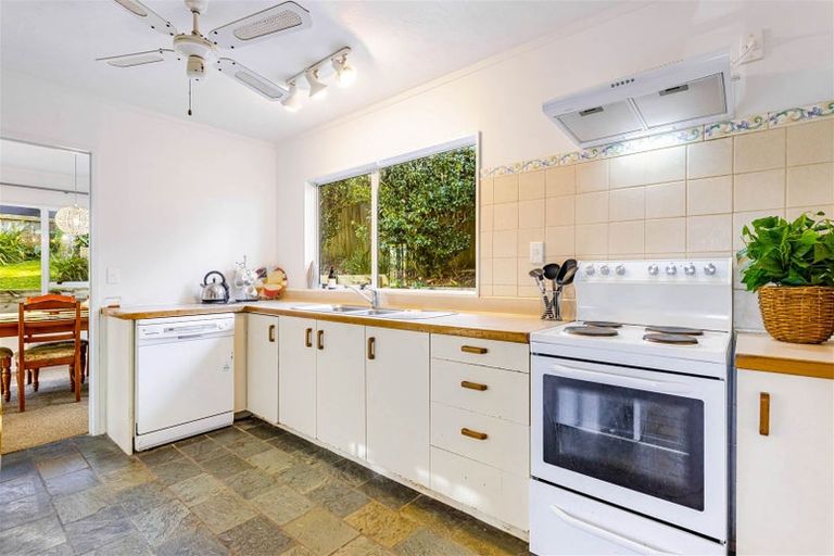 Photo of property in 39 Palomino Drive, Henderson, Auckland, 0612