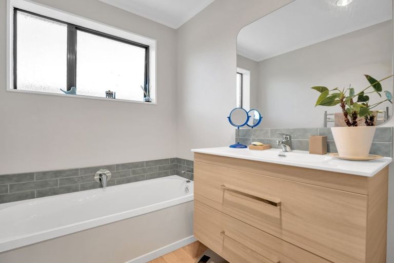 Photo of property in 69 Pegasus Drive, Sunnybrook, Rotorua, 3015