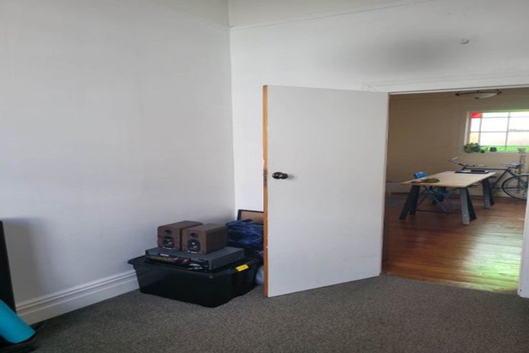 Photo of property in 4 Wellpark Avenue, Grey Lynn, Auckland, 1021