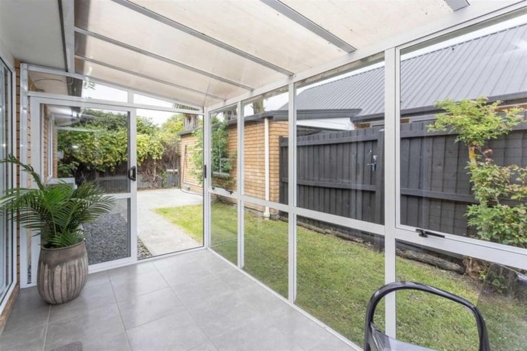 Photo of property in 35 Dilworth Street, Riccarton, Christchurch, 8041