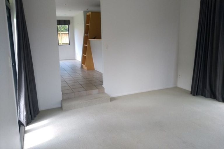 Photo of property in 6 Widdison Place, Albany, Auckland, 0632