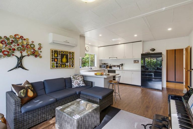 Photo of property in 469 Te Moana Road, Waikanae, 5036