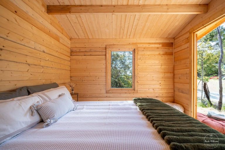 Photo of property in 15 Lancewood Lane, Pahi, Paparoa, 0571