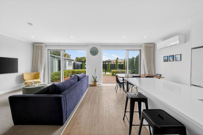 Photo of property in 134a Matsons Avenue, Papanui, Christchurch, 8053