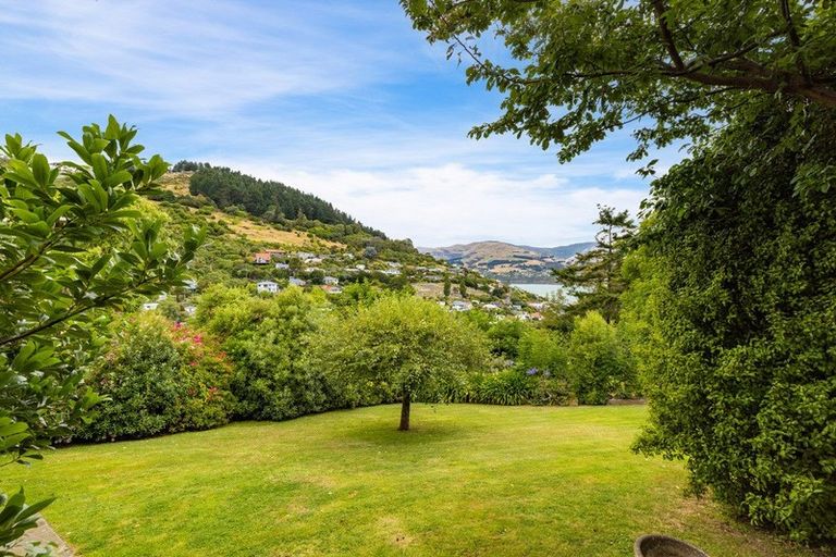 Photo of property in 17 Days Road, Lyttelton, 8082