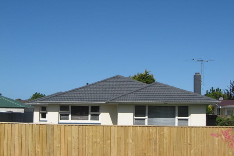 Photo of property in 308 Main North Road, Redwood, Christchurch, 8051
