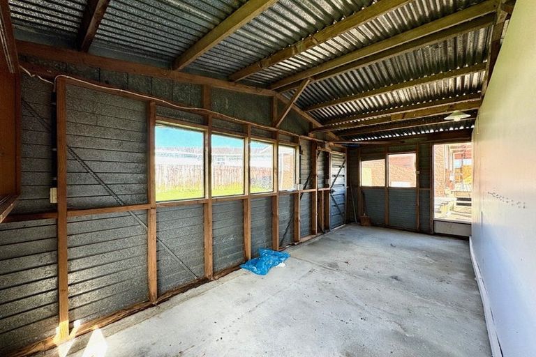 Photo of property in 68 Zelda Avenue, Clover Park, Auckland, 2023