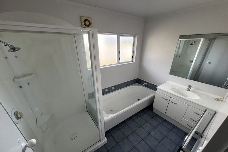 Photo of property in 20a Lambley Road, Titahi Bay, Porirua, 5022