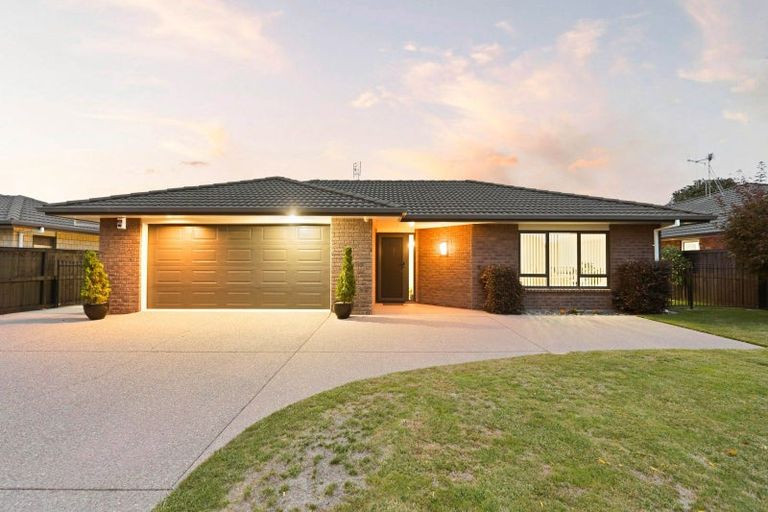 Photo of property in 12 Ebony Court, Rototuna North, Hamilton, 3210