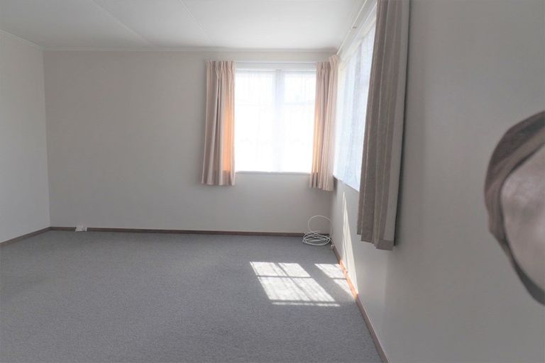 Photo of property in 77 Stout Street, Shannon, 4821