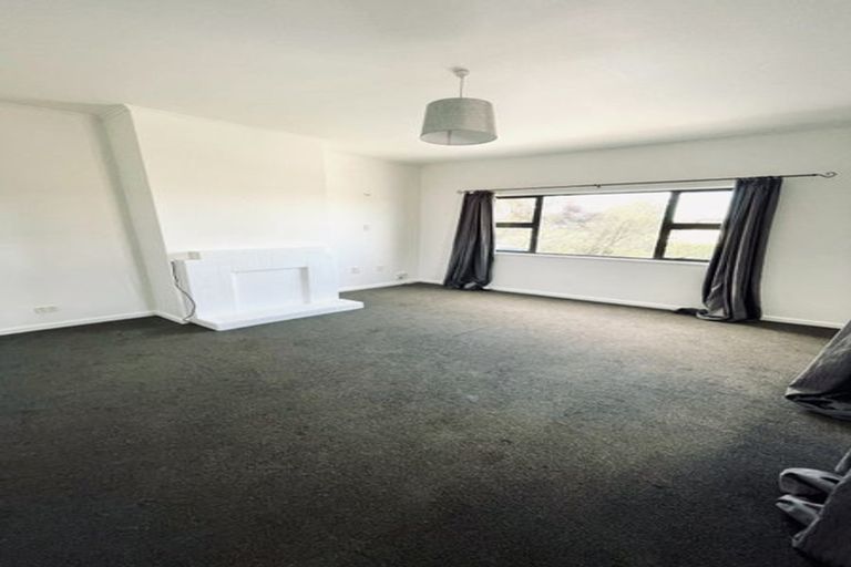 Photo of property in 27 Jackson Street, College Estate, Whanganui, 4500