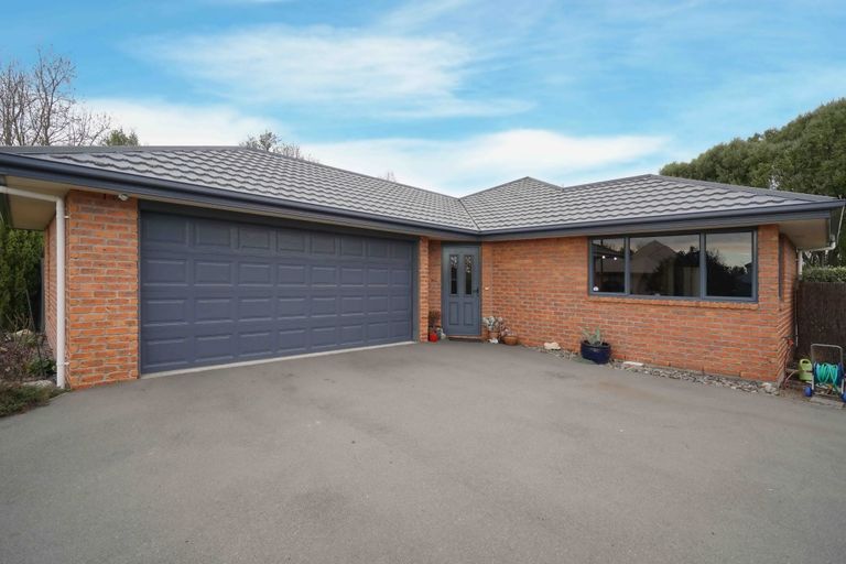 Photo of property in 40 Panckhurst Drive, Woodend, 7610