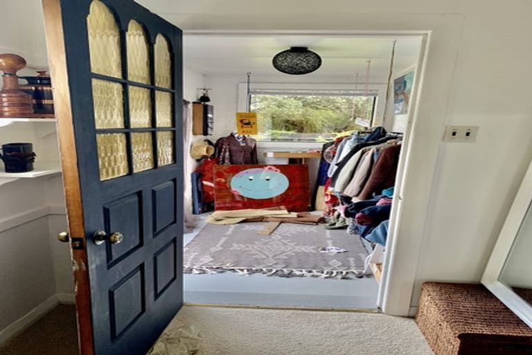 Photo of property in 69 Domett Street, Opunake, 4616