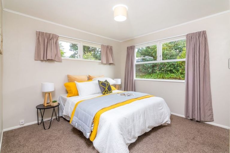 Photo of property in 27 Compton Street, Hillcrest, Auckland, 0627