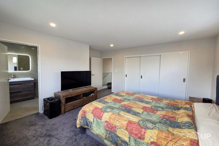 Photo of property in 46c Joshua Carder Drive, Hobsonville, Auckland, 0616