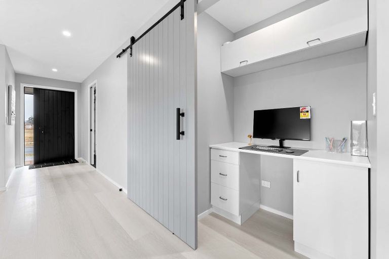 Photo of property in 5 Hauhake Terrace, Leamington, 3495