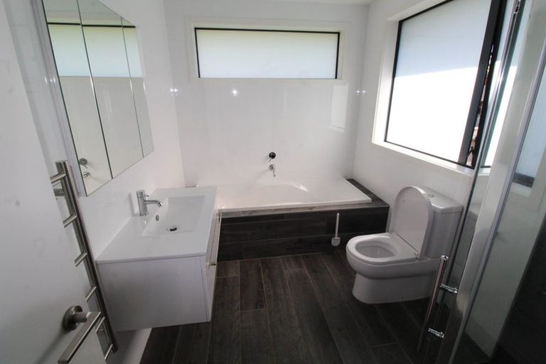 Photo of property in 23 Raymond Grace Avenue, Huapai, Kumeu, 0810