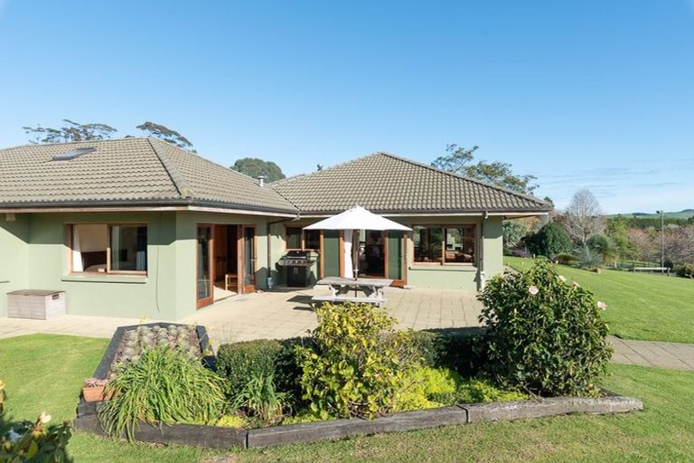 Photo of property in 68 Blue Gum Lane, Kerikeri, 0293