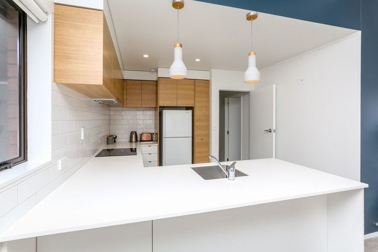 Photo of property in 1/41 Fulford Street, New Plymouth, 4310