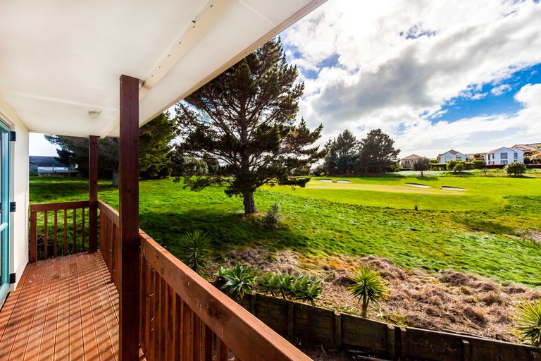 Photo of property in 19 Midshipman Court, Gulf Harbour, Whangaparaoa, 0930
