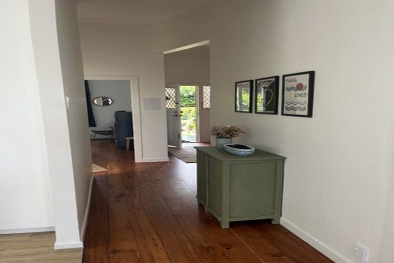 Photo of property in 2/32 Aramoana Avenue, Devonport, Auckland, 0624