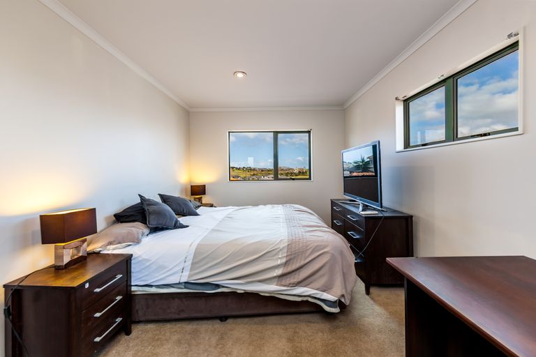 Photo of property in 19 Midshipman Court, Gulf Harbour, Whangaparaoa, 0930